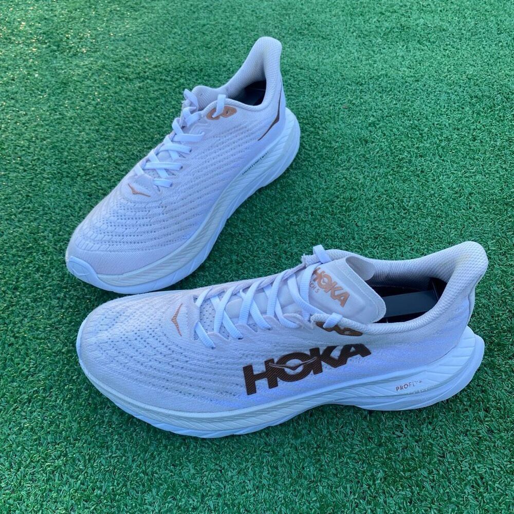 HOKA ONE ONE MACH 5 - Women’s Running shoes - SIZE 9B